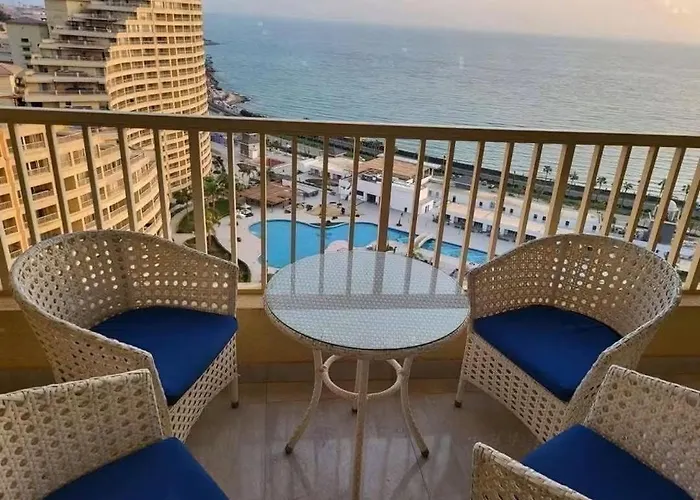 Porto Elsokhna Pyramids Sea Veiw Apartment