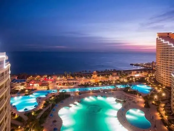 Porto Elsokhna Pyramids Sea Veiw
